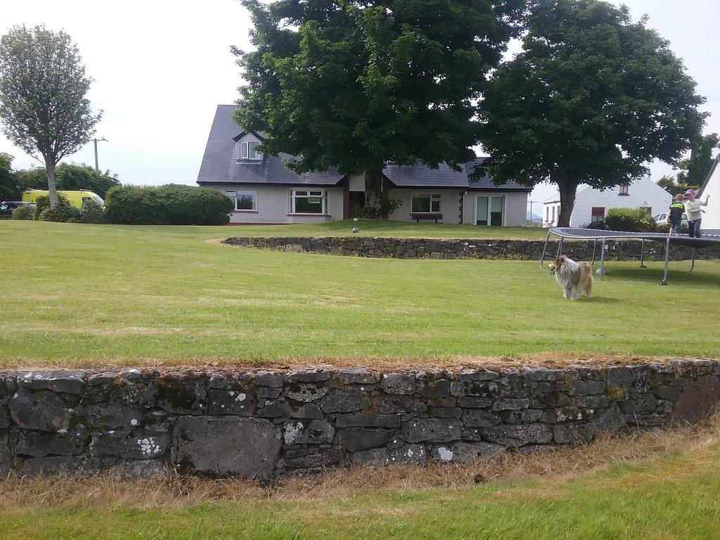 Rocksberry Bed & Breakfast Castlebar Eksteriør bilde