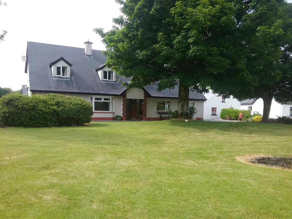 Rocksberry Bed & Breakfast Castlebar Eksteriør bilde