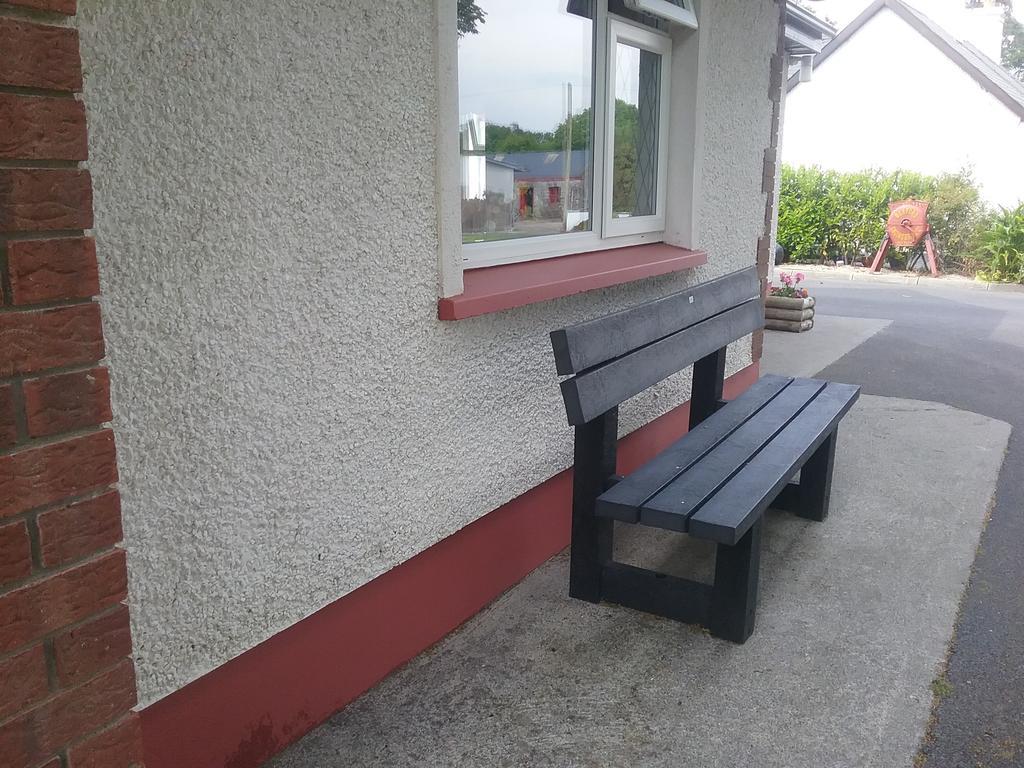 Rocksberry Bed & Breakfast Castlebar Eksteriør bilde