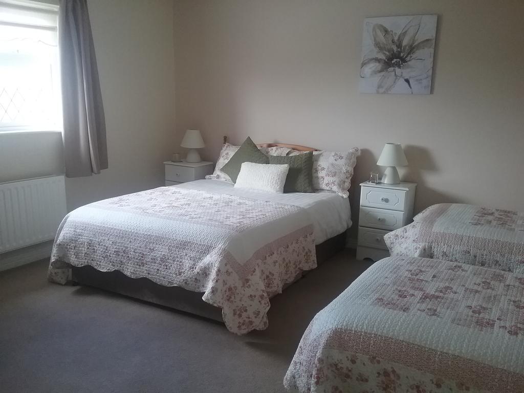 Rocksberry Bed & Breakfast Castlebar Eksteriør bilde