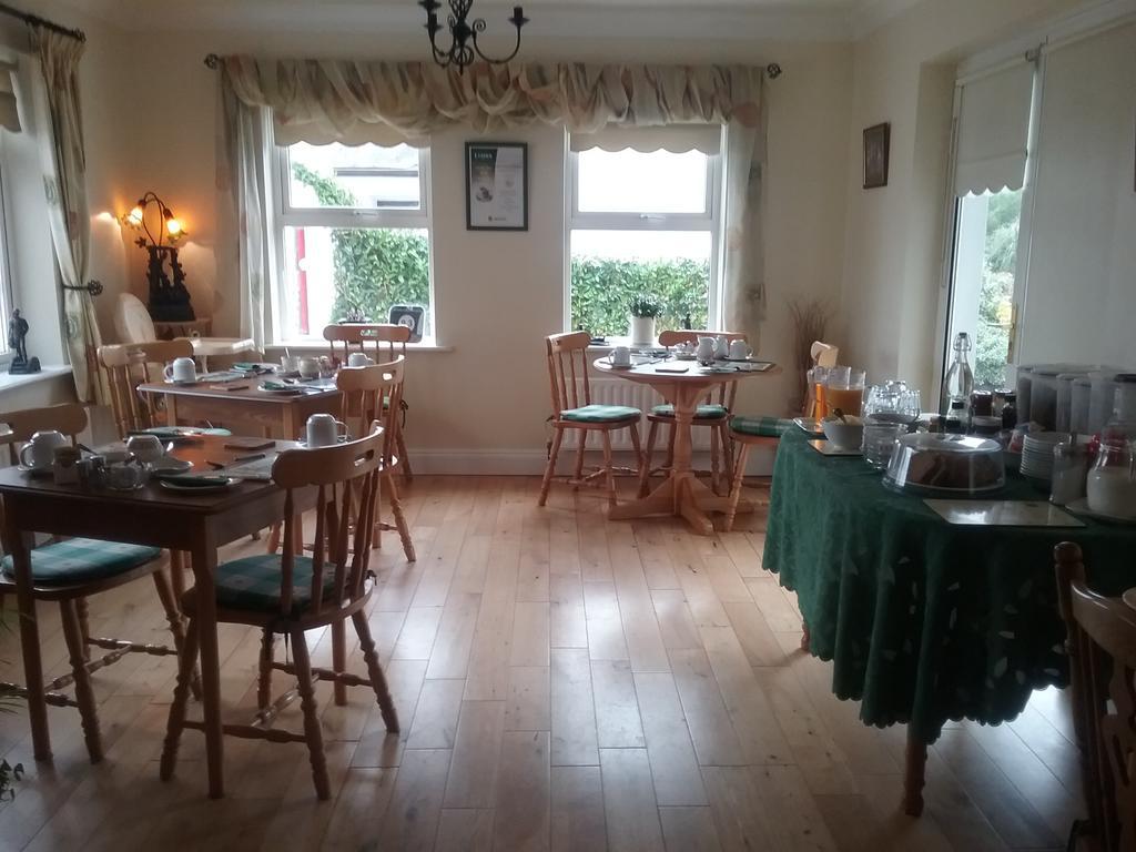 Rocksberry Bed & Breakfast Castlebar Eksteriør bilde