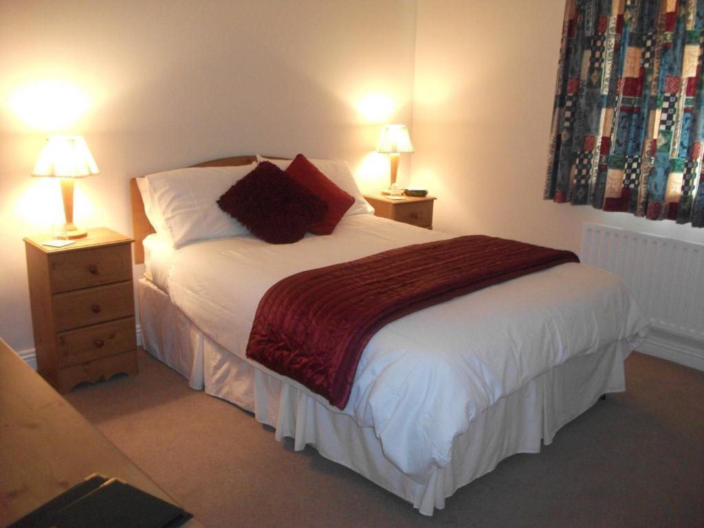 Rocksberry Bed & Breakfast Castlebar Eksteriør bilde